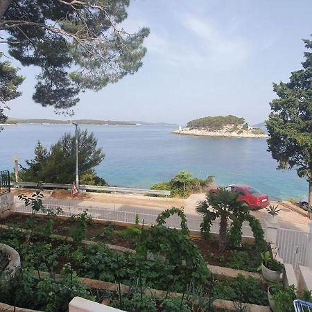 Shabby Chic Beach Cottage Hvar Hvar Town Bagian luar foto