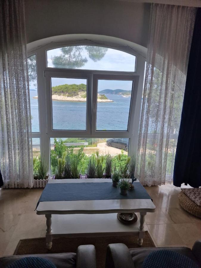 Shabby Chic Beach Cottage Hvar Hvar Town Bagian luar foto